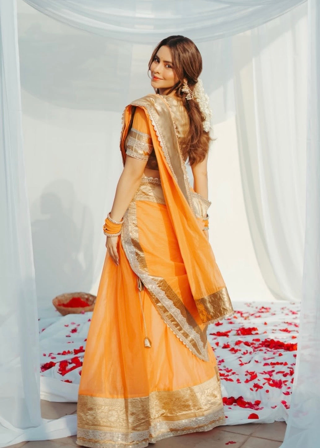 Aamna Lehenga Choli Set