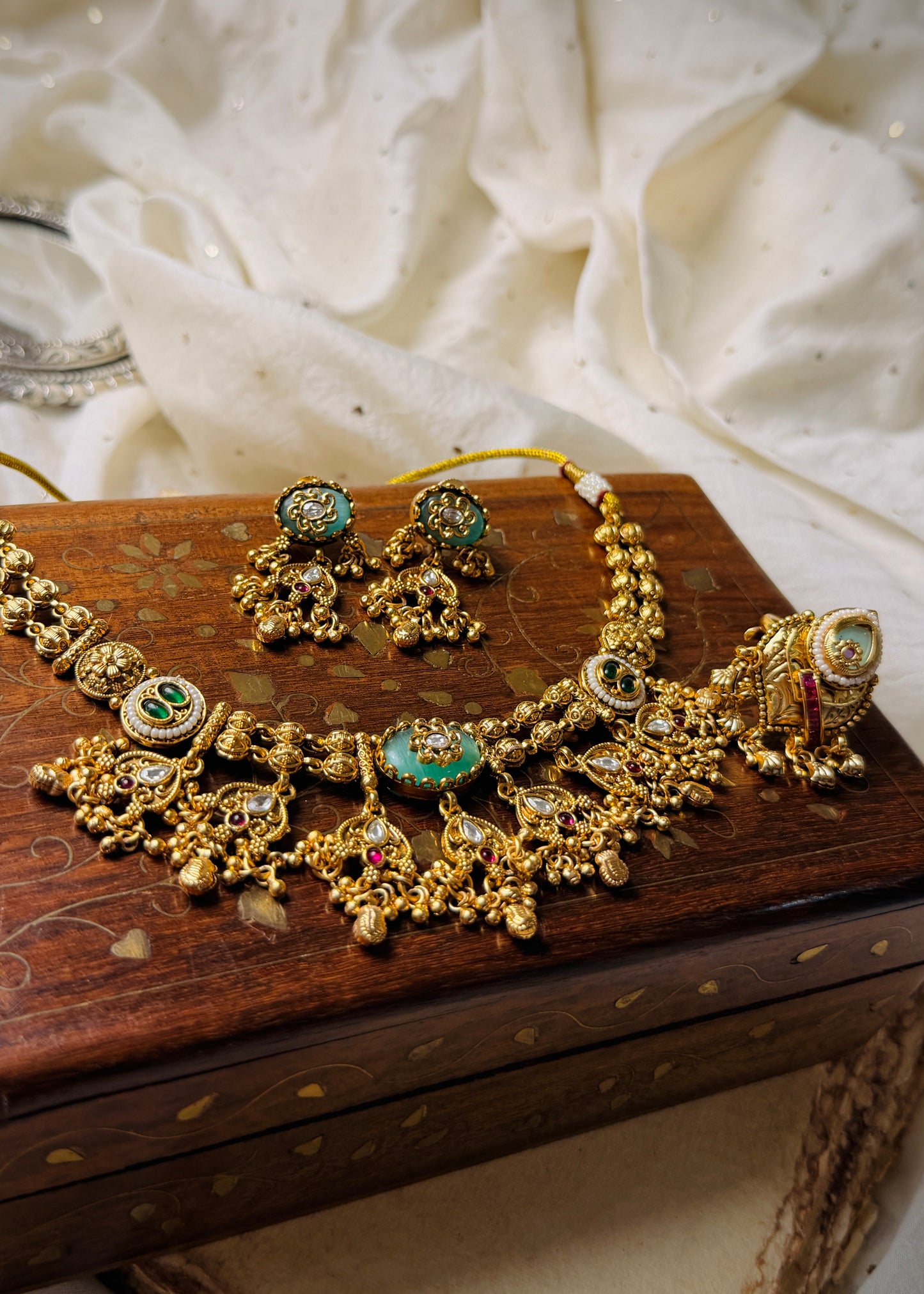 Devika Haar, Earrings and Ring Set