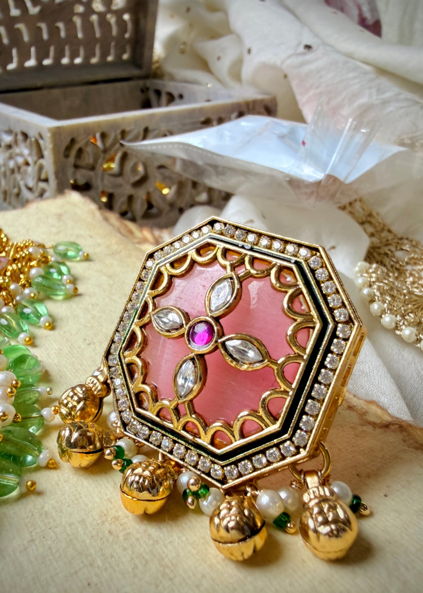 Vihana Haar Earrings and Ring Set