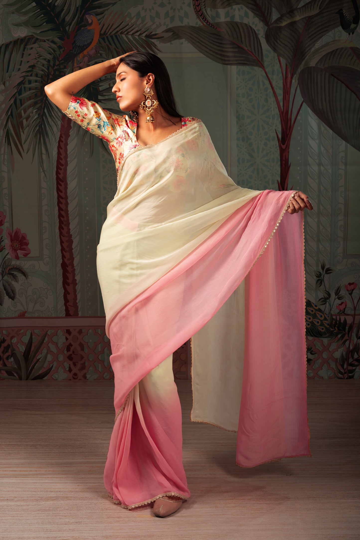 Nargis Bagh Ombre Pre-draped Saree