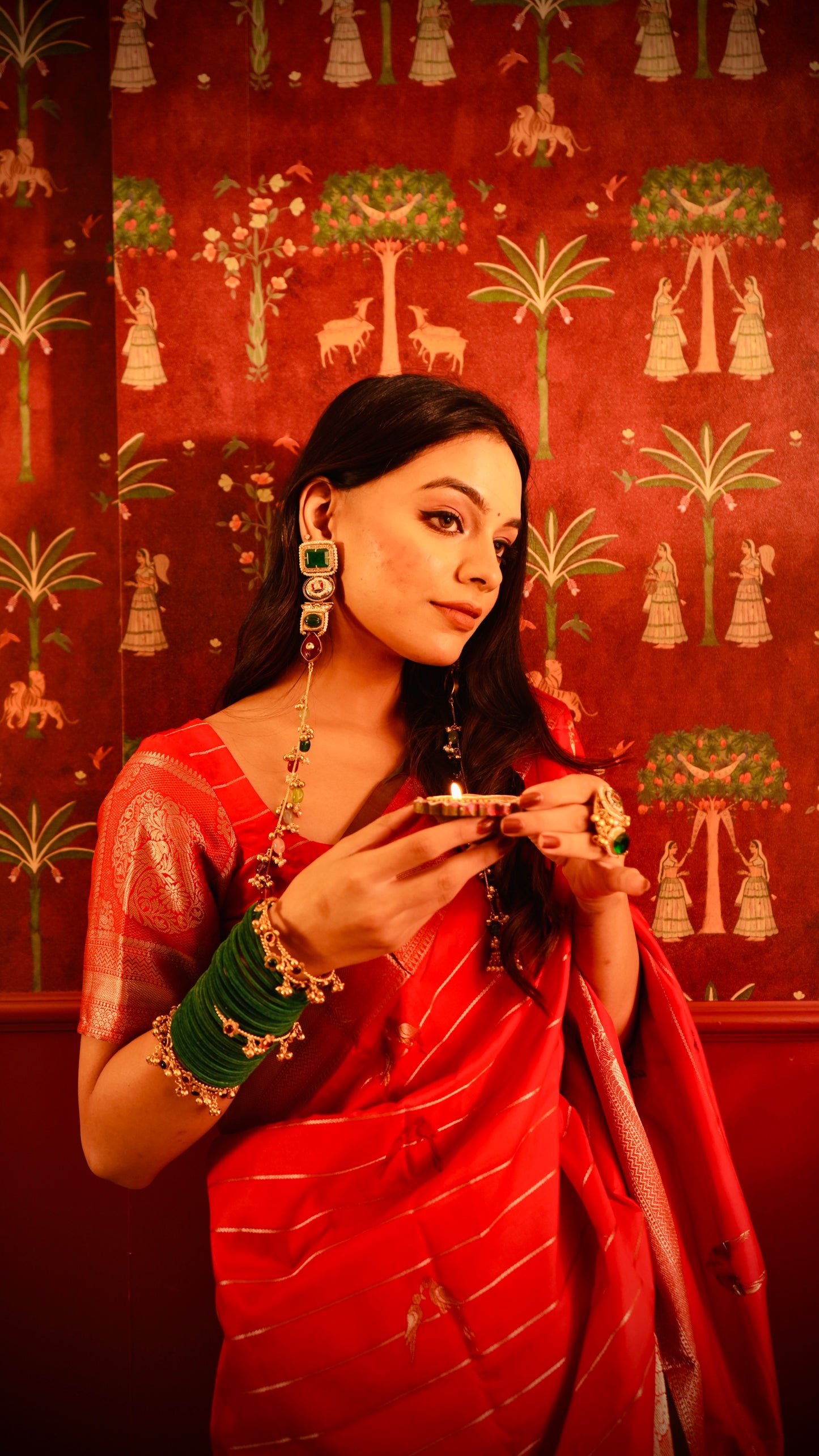 tota-Butta Banarasee Saree