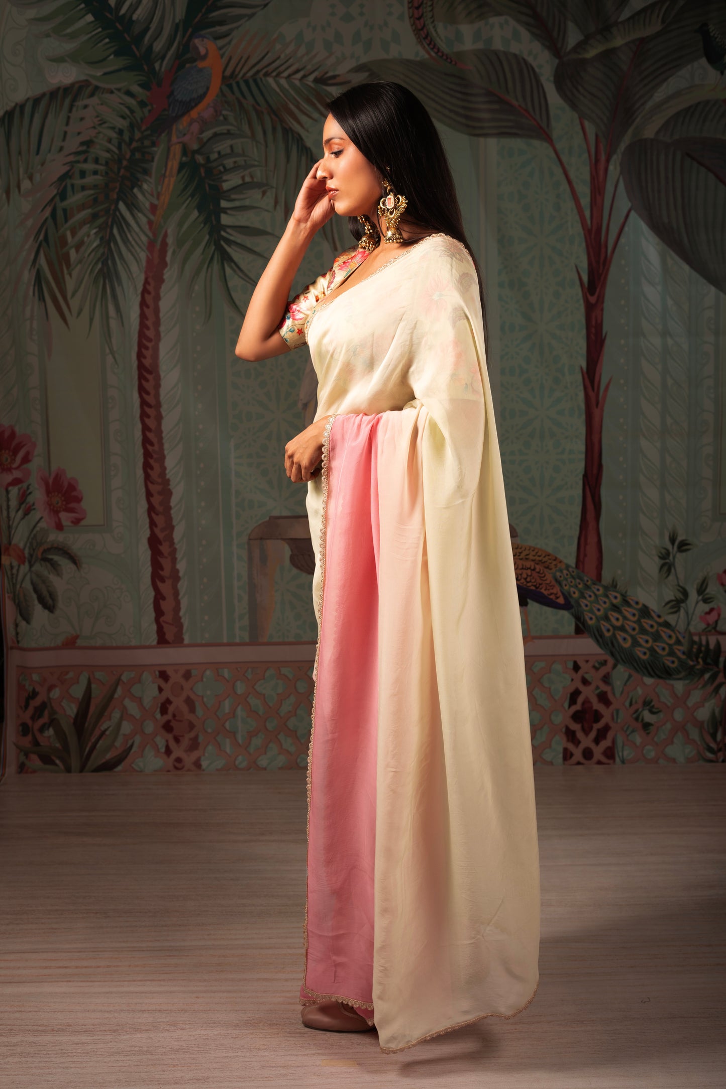 Nargis Bagh Ombre Pre-draped Saree