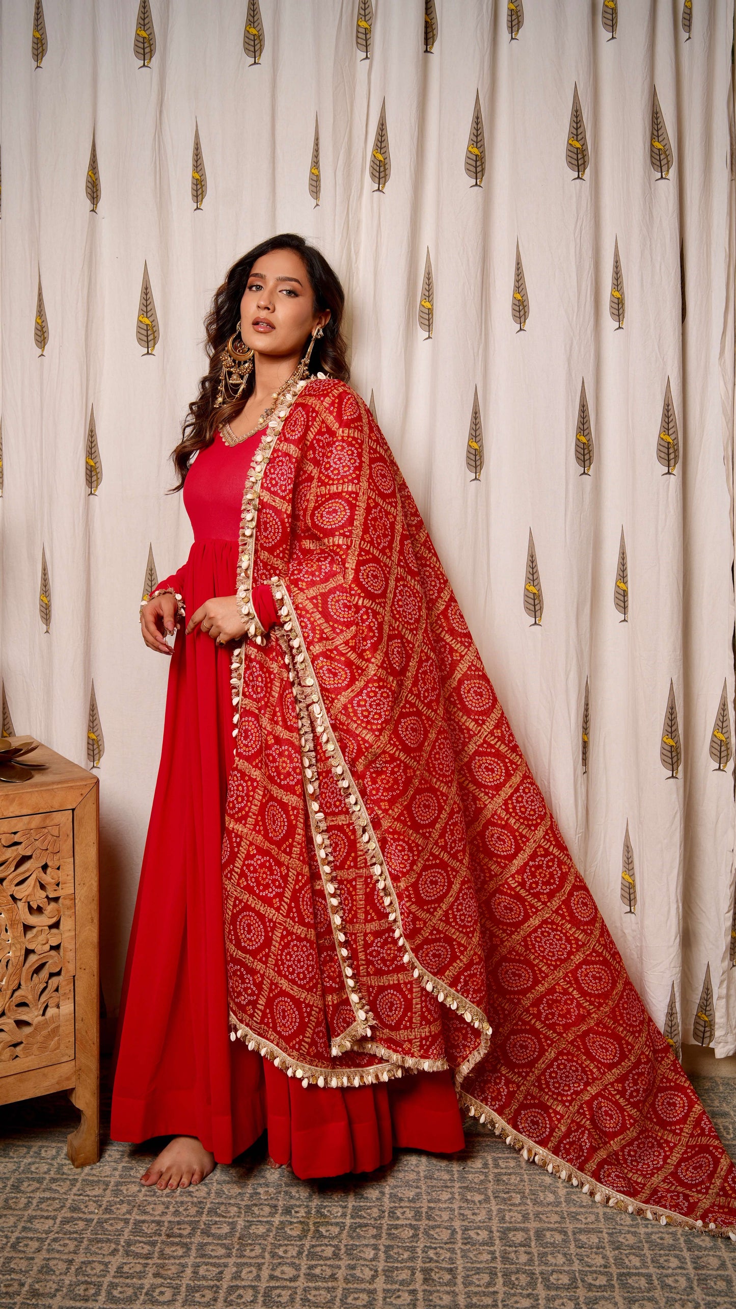 Raato Anarkali-Dupatta set